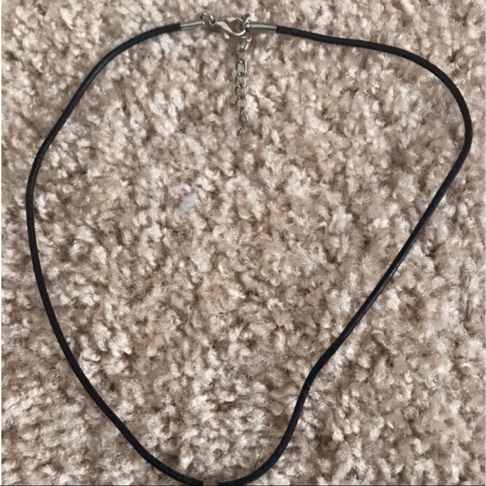 Vegetable Ivory Pendant π©Άπ - Picture 3 of 3